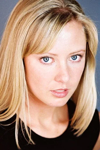 Chân dung Angela Eckert