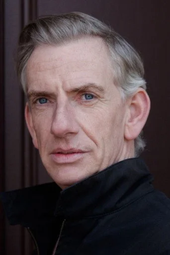 Chân dung Bernd Moss