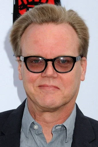 Chân dung Bruce Timm