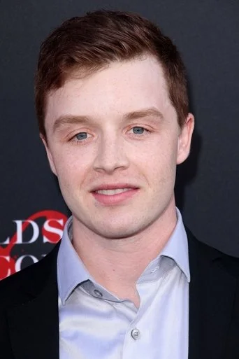 Chân dung Noel Fisher