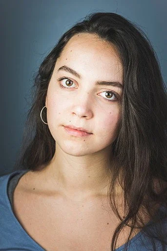 Chân dung Maeve Courtier-Lilley