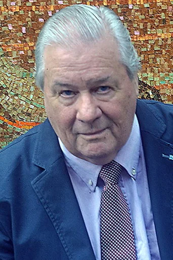 Chân dung Bruce McGuire