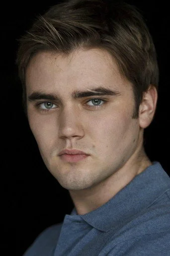 Chân dung Cameron Bright
