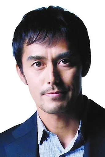Chân dung Hiroshi Abe