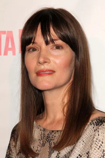 Chân dung Annika Peterson