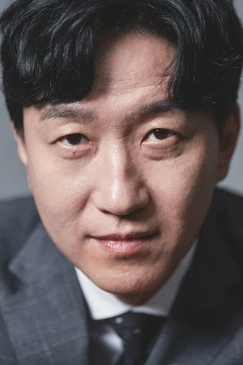 Chân dung Yoon Se-woong
