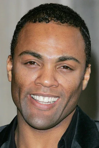 Chân dung Ray Fearon