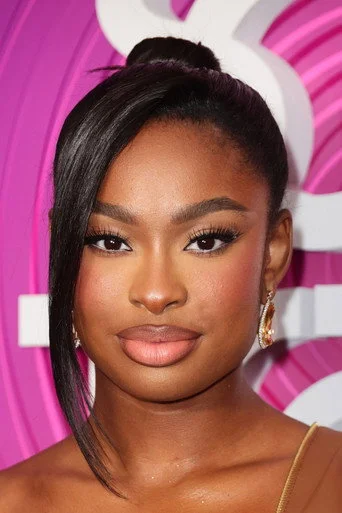 Chân dung Coco Jones