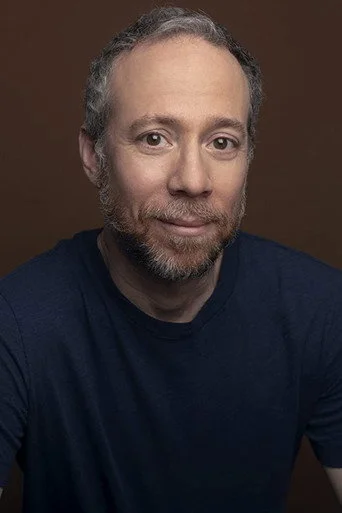 Chân dung Kevin Sussman