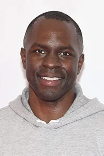 Chân dung Gbenga Akinnagbe