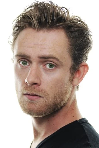 Chân dung Matt O'Leary