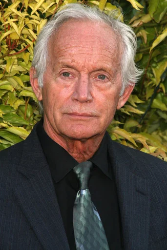 Chân dung Lance Henriksen