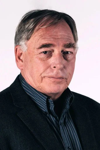 Chân dung Garry Chalk