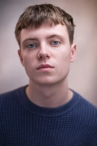 Chân dung Oliver Finnegan
