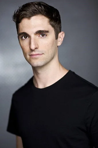 Chân dung Clayton Scott
