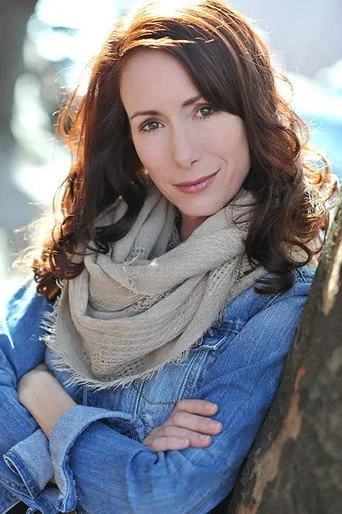 Chân dung Kelley Davis