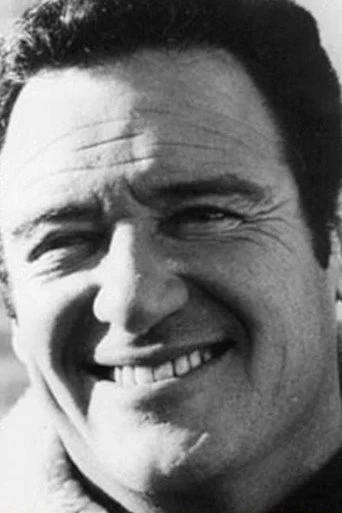 Chân dung Bob Simmons