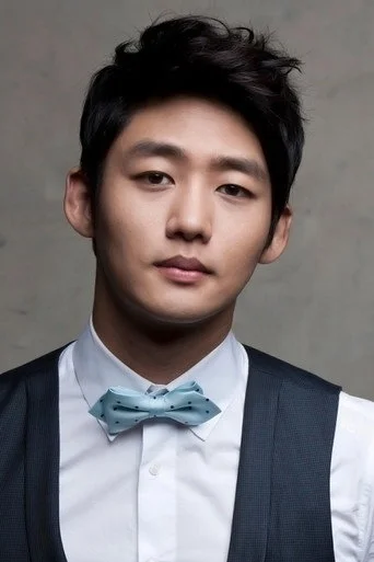 Chân dung Lee Tae-sung