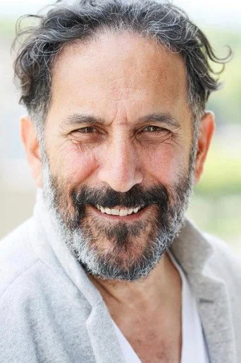 Chân dung Kevork Malikyan
