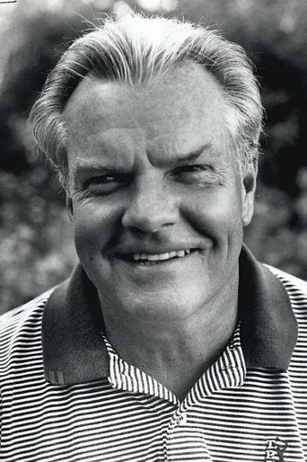 Chân dung Peter Jason