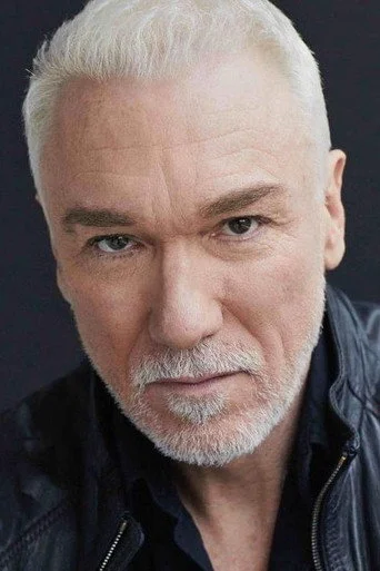 Chân dung Patrick Page