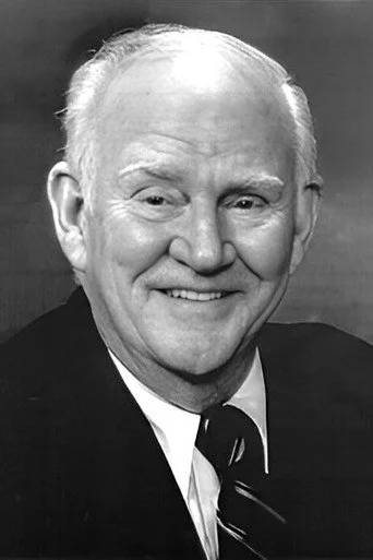 Chân dung Dabbs Greer