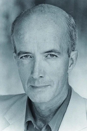 Chân dung Clive Merrison