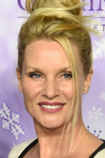 Chân dung Nicollette Sheridan