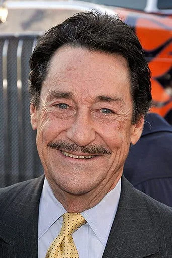 Chân dung Peter Cullen