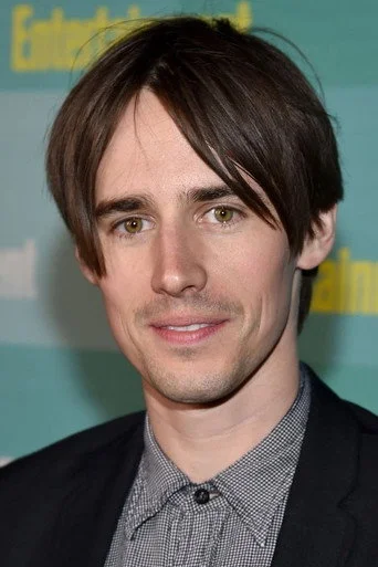 Chân dung Reeve Carney