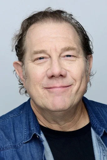 Chân dung Fred Tatasciore