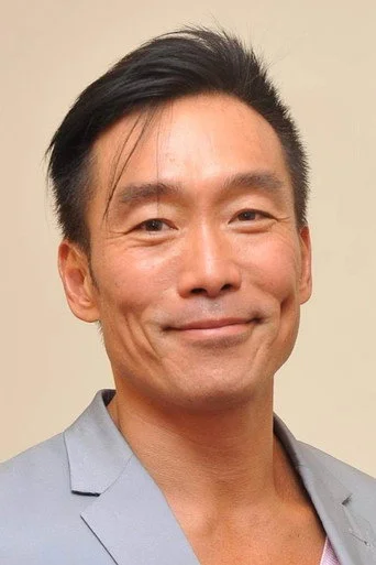 Chân dung Mark Cheng