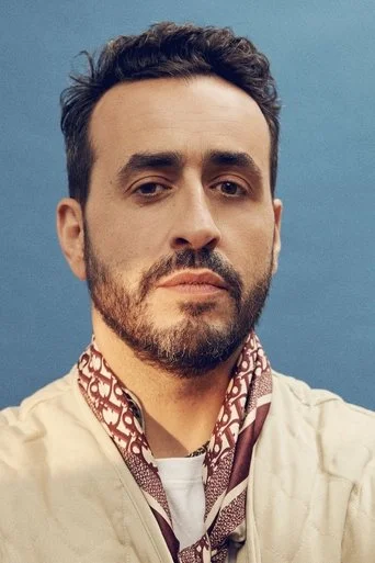 Chân dung Jonathan Cohen