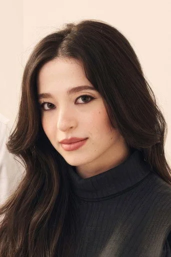 Chân dung Mikey Madison