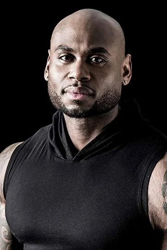 Chân dung Corey Calliet
