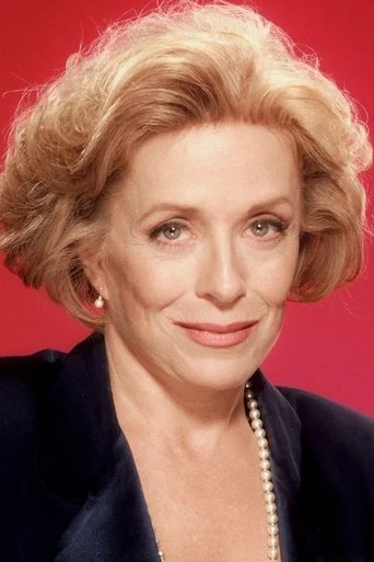 Chân dung Holland Taylor