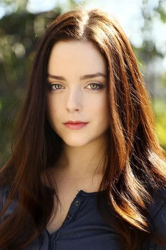 Chân dung Madison Davenport