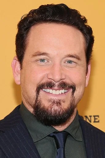 Chân dung Cole Hauser