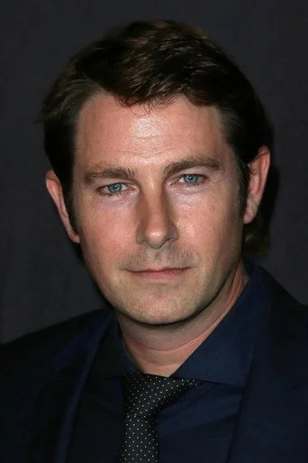 Chân dung Derek Cecil