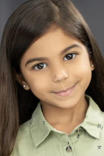 Chân dung Mikayla SwamiNathan