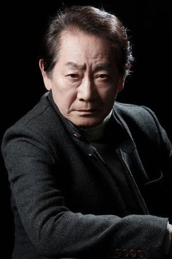 Chân dung Jeon Moo-song