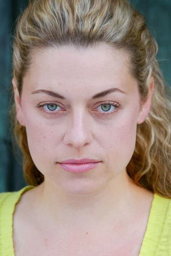 Chân dung Amy Brassette