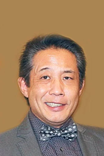 Chân dung Russell Yuen