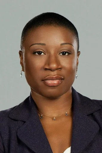 Chân dung Aisha Hinds
