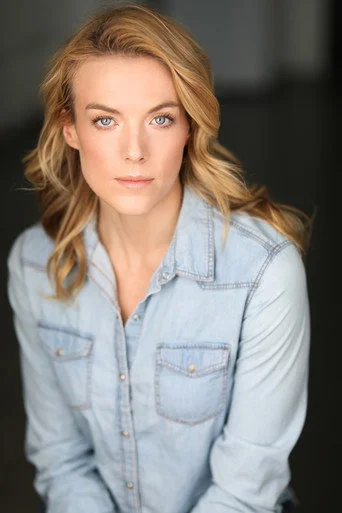 Chân dung Rhiannon Roberts