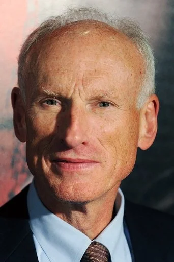 Chân dung James Rebhorn