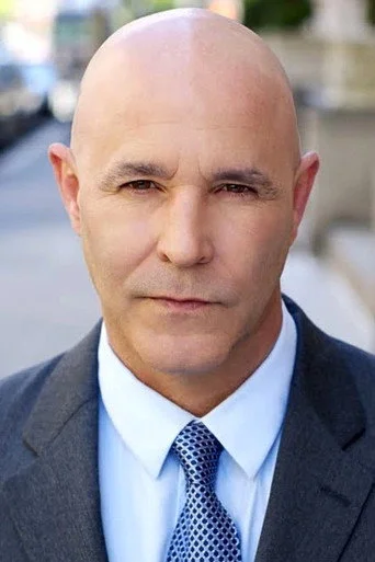 Chân dung Chazz Menendez