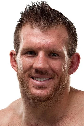 Chân dung Ryan Bader