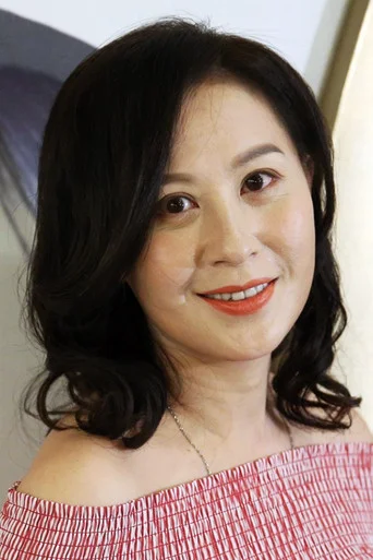 Chân dung Alvina Kong Yan-Yin