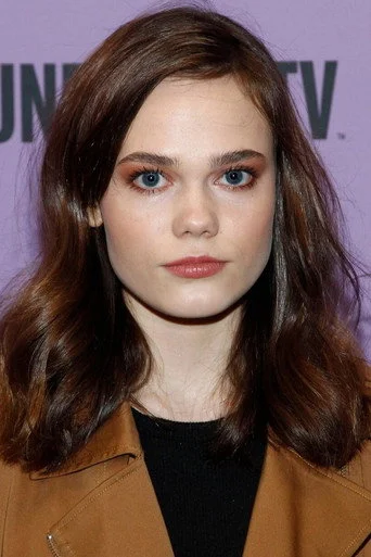 Chân dung Oona Laurence